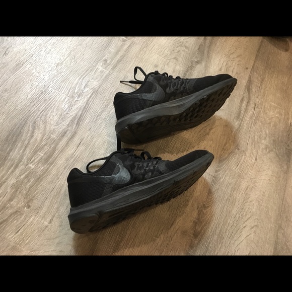 Black Nike Sneakers - Picture 6 of 6